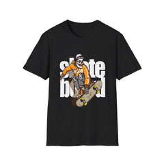 Cool Skateboarder Graffiti Graphic Unisex T-Shirt - Perfect for Streetwear Enthusiasts